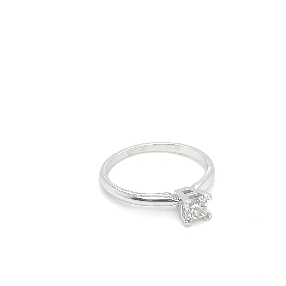 14KWG 0.50CT PR J VS1 GIA SOLITAIRE ENG RING0.50CT PR J VS1  4.64X4.24X3.04MM   D-71.7 T-82