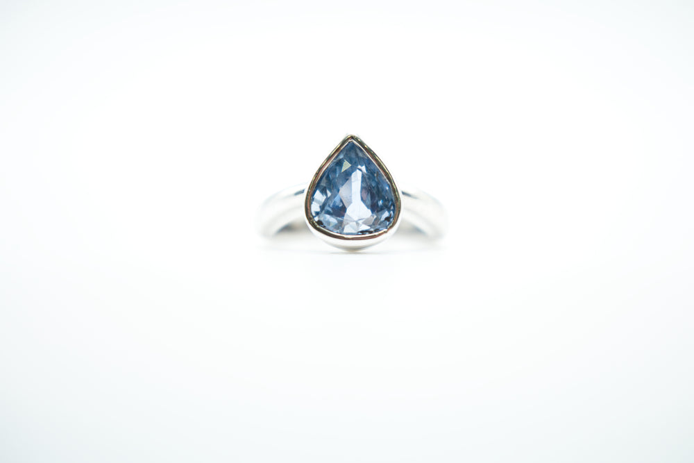 14kwg-3.10ct-pear-shape-natural-madagascar-sapphire-blueish-violet-bezel-set-ring