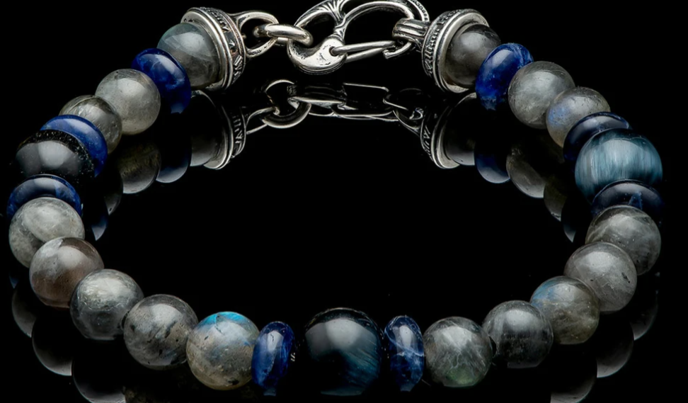 silver-w/3-blk-onyx-beads-bracelet