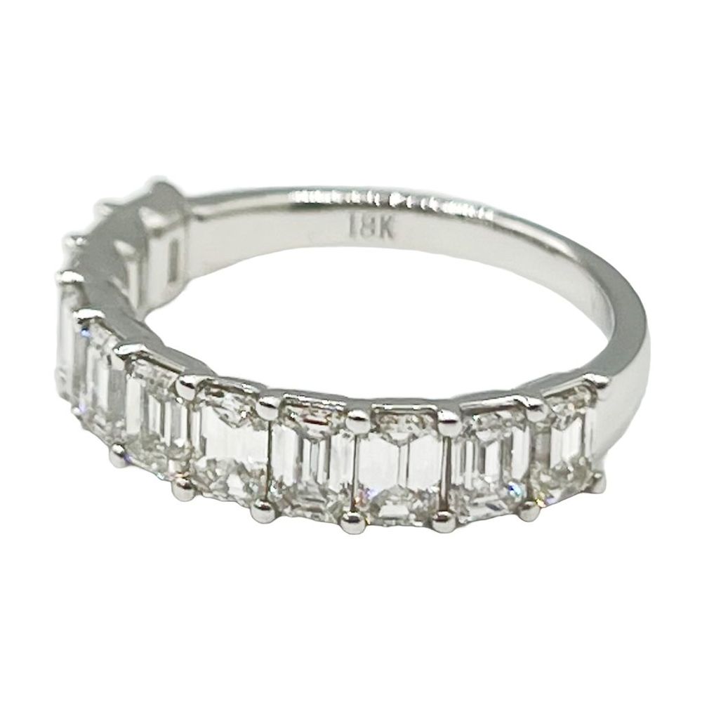 18kwg-1.30ctw-em-7-stone-wedding-band