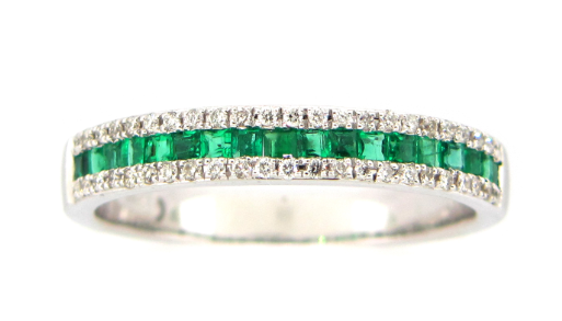 14KWG 0.12CTW BR DIA AND 0.30CTW EMERALD CHANNEL SET BAND
